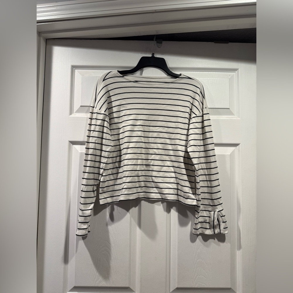 Sonoma Cream and Black Striped Long Sleeve Tee. Size Medium